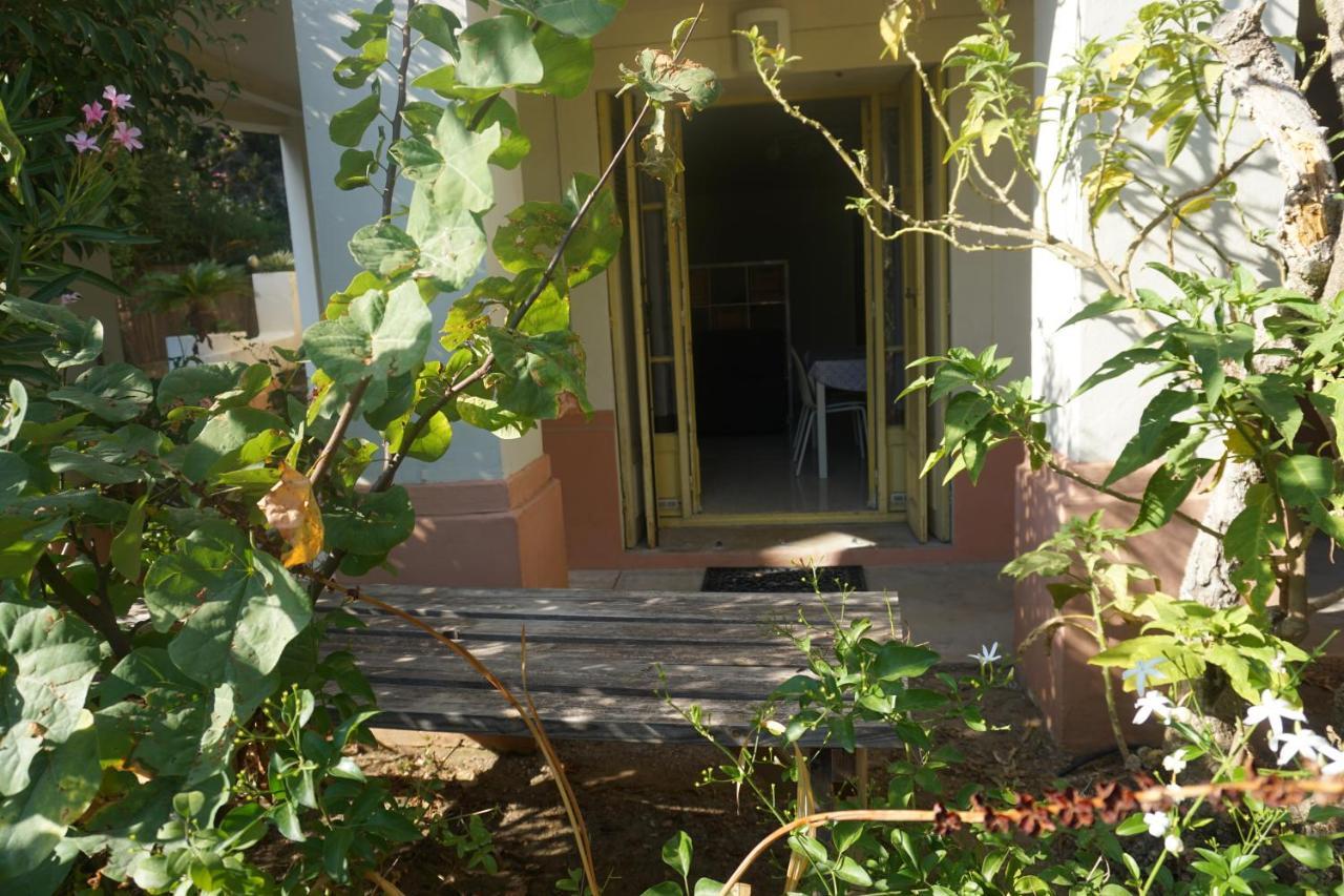 Villa La Provence Hyères Exterior foto